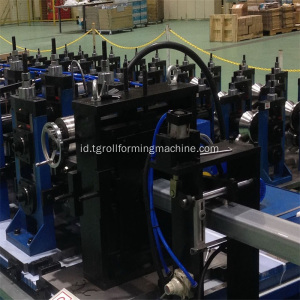 Baja Purlin U Berbentuk Profil Roll Forming Machine